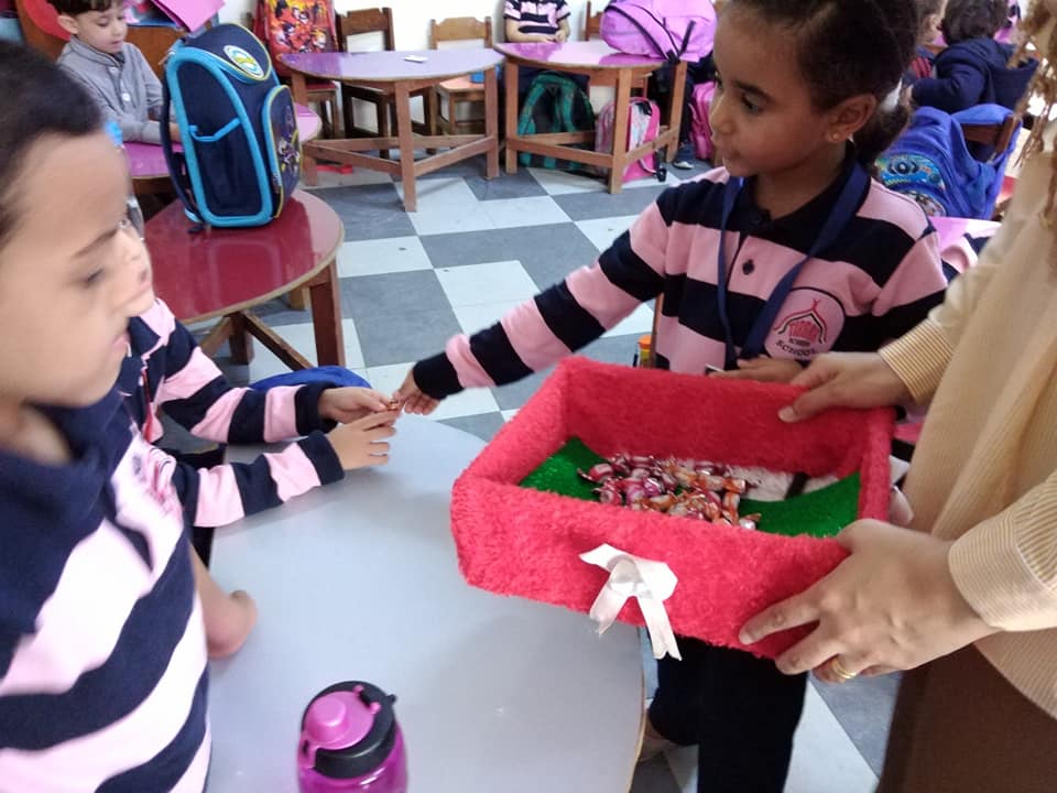 KG1 Birds Thanks Maleka for the sweets